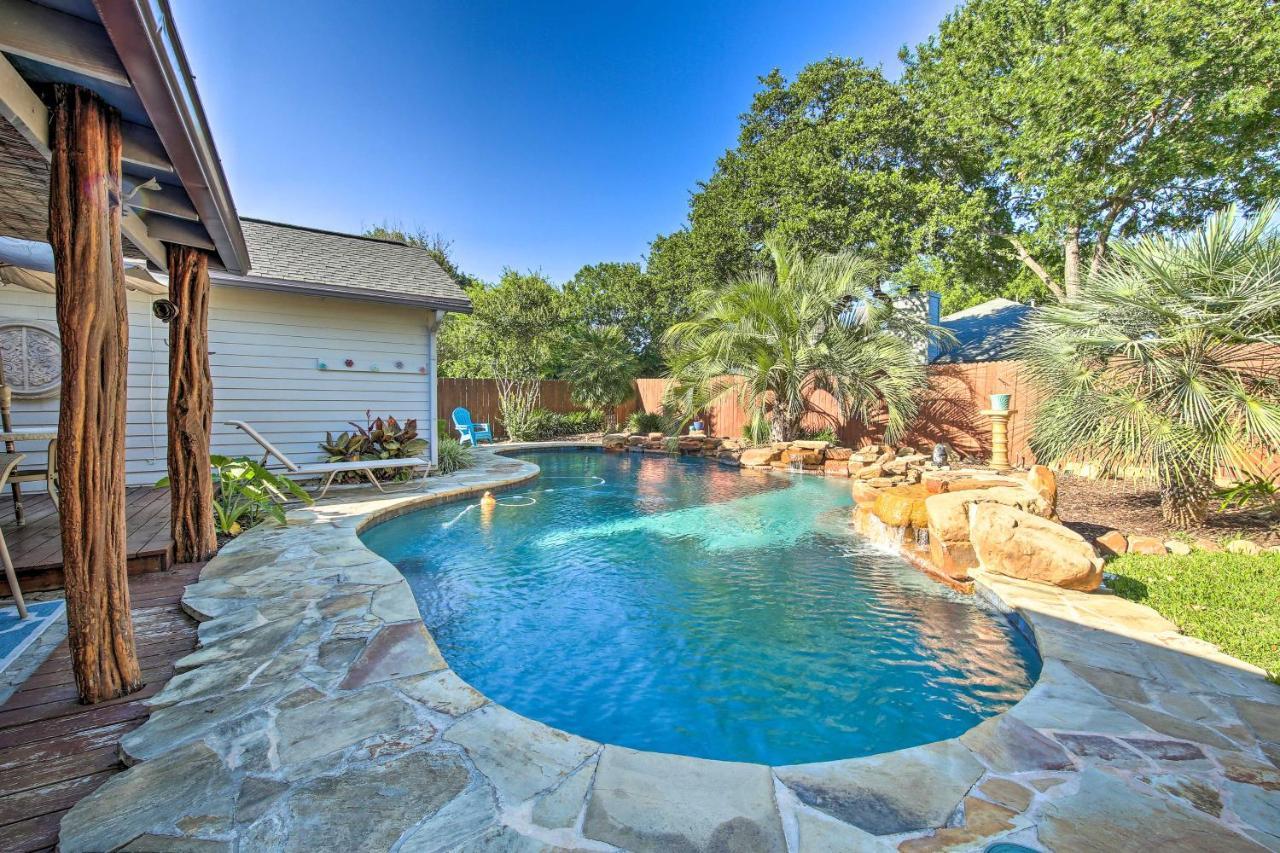 Peaceful San Antonio Oasis With Private Pool And Grill Villa Ngoại thất bức ảnh